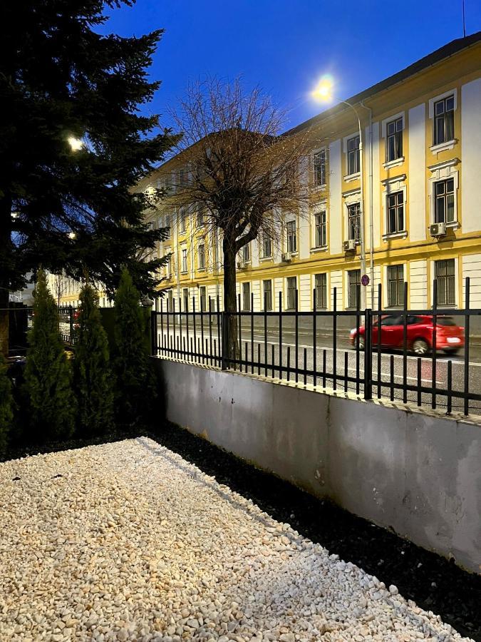 Luxor Ultra-Central Apartments Сібіу Екстер'єр фото