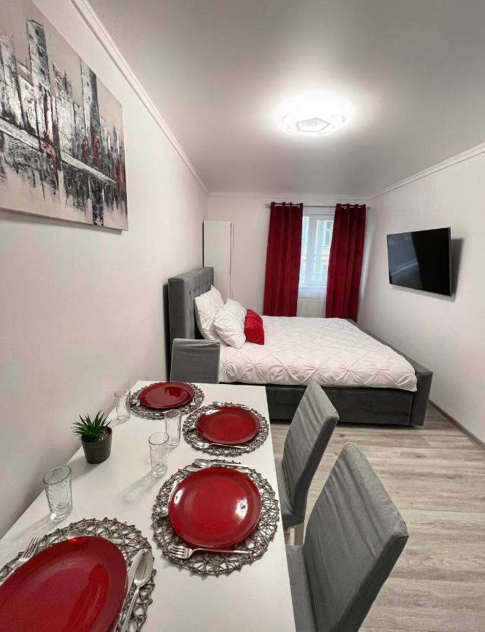 Luxor Ultra-Central Apartments Сібіу Екстер'єр фото