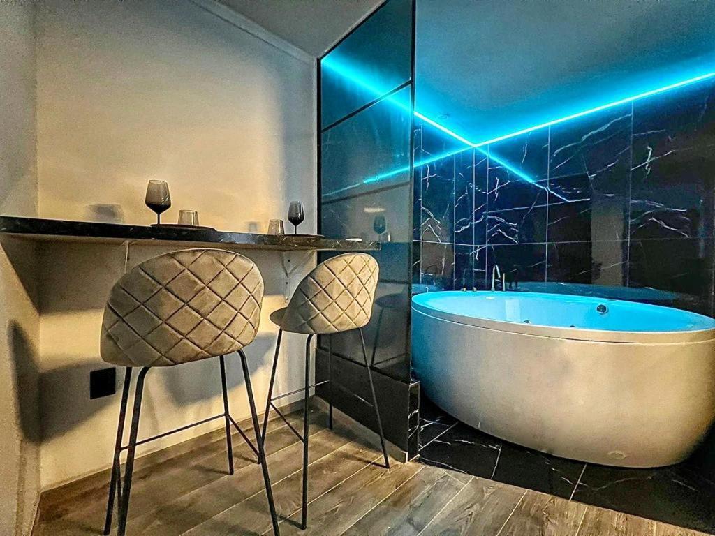 Luxor Ultra-Central Apartments Сібіу Екстер'єр фото